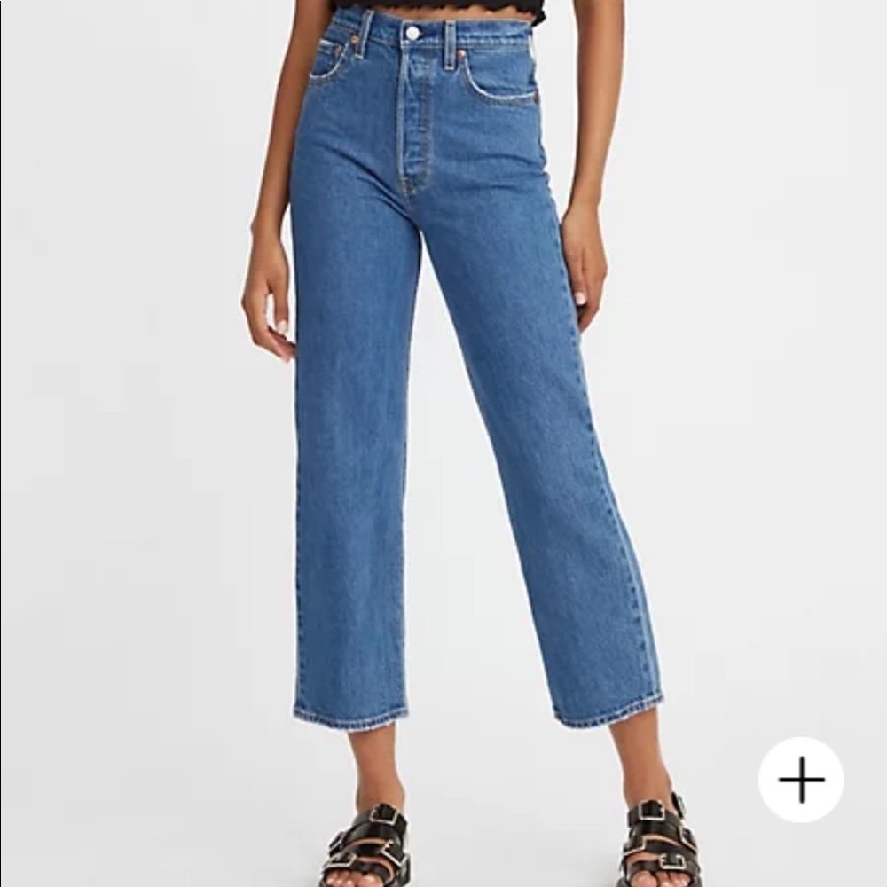 Levi’s Ribcage Straight Leg Denim